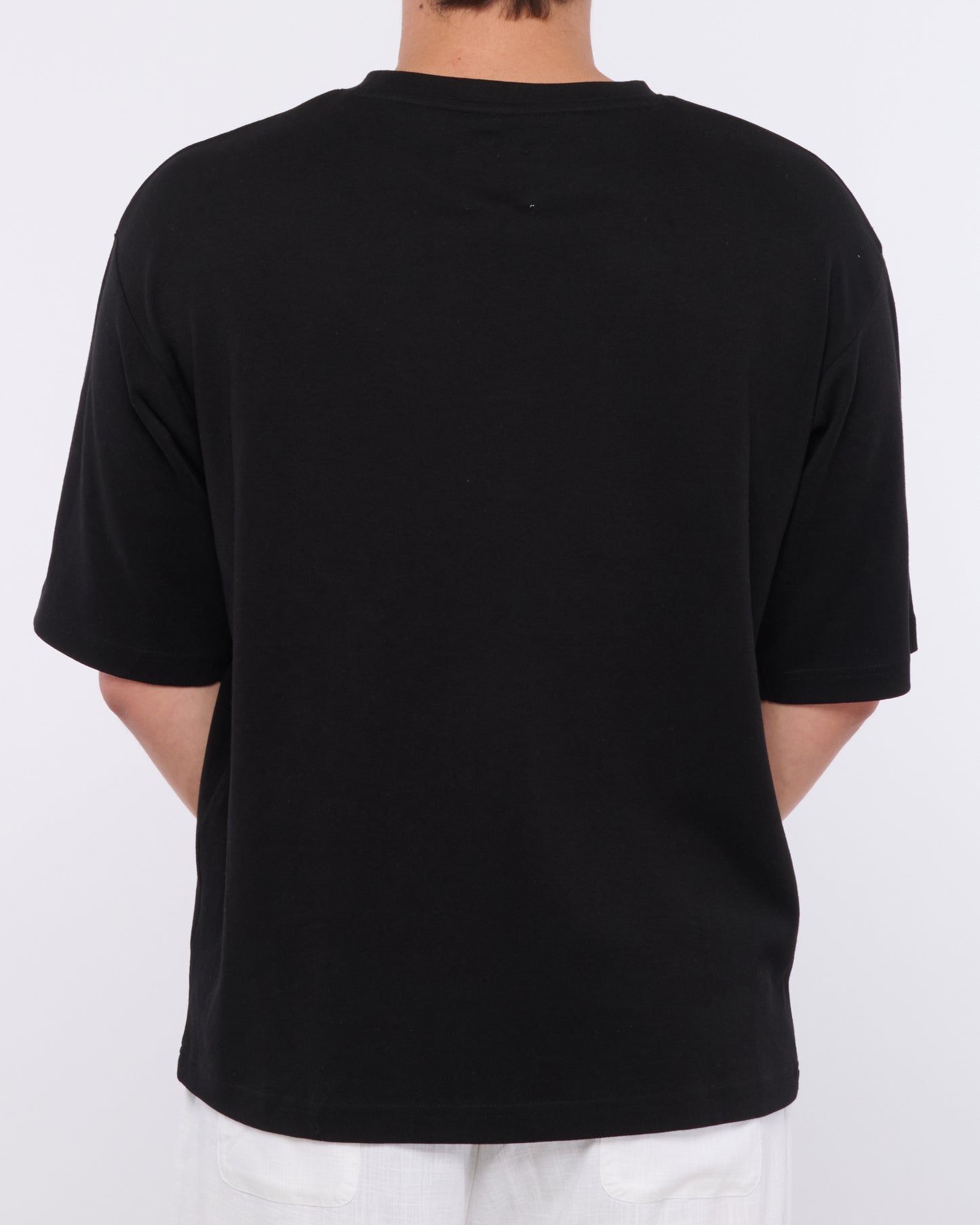 Noir H TM002 3