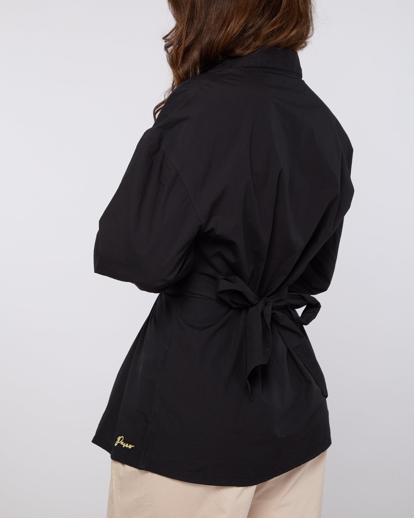 Noir F DW004 4