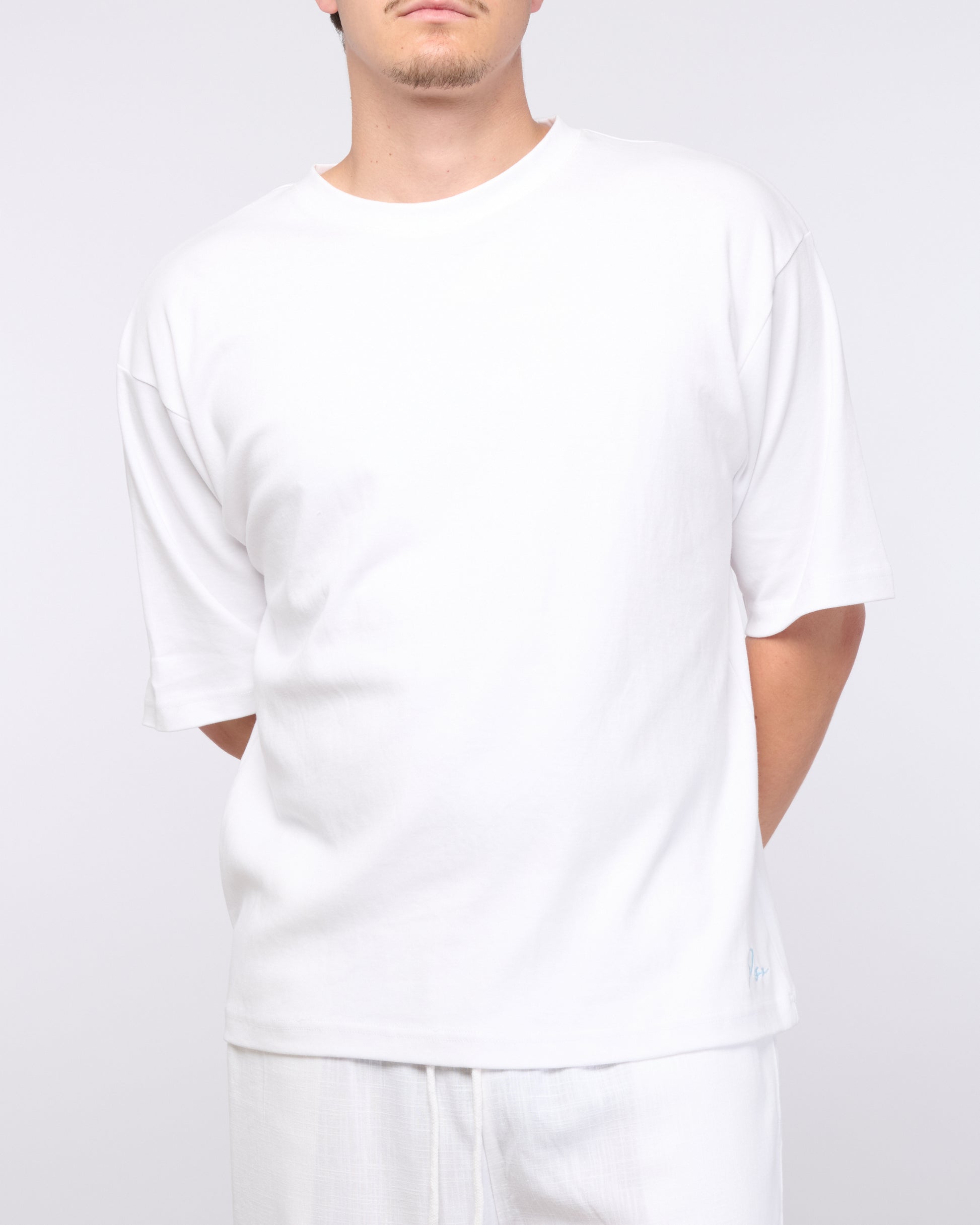 Blanc H TM002 1